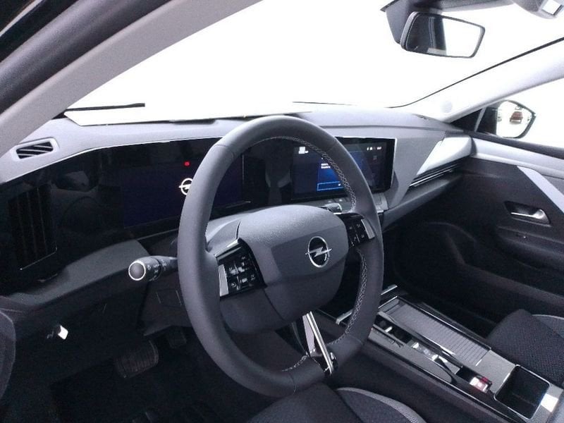 
								BMW M5 F90 full									
